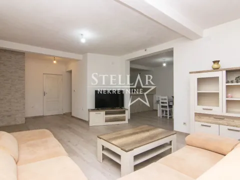 Izdavanje, stan, 115m², Zabjelo, Podgorica - image 1