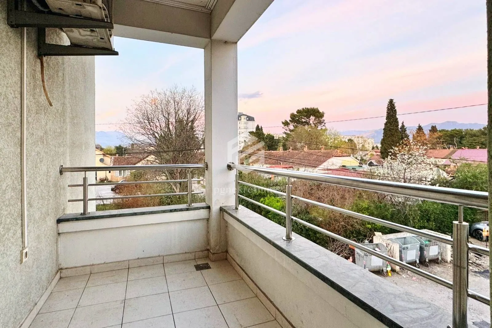 Rent, two bedroom apartment, 69m², Pobrežje, Podgorica