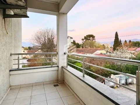 Rent, two bedroom apartment, 69m², Pobrežje, Podgorica - image 12