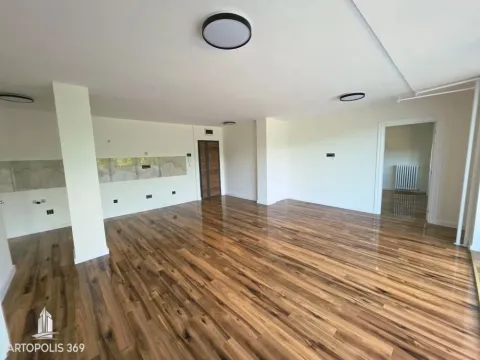 Prodaja, trosoban stan, 80m², Novi Beograd Blok 28, Novi Beograd Sve Podlokacije - image 6