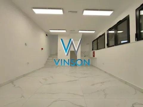 Izdavanje, poslovni prostor, 147m², Centar, Novi Sad - image 20