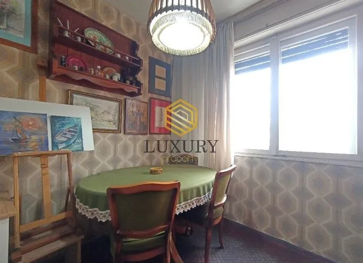 Prodaja, dvosoban stan, 75m², Centar, Podgorica