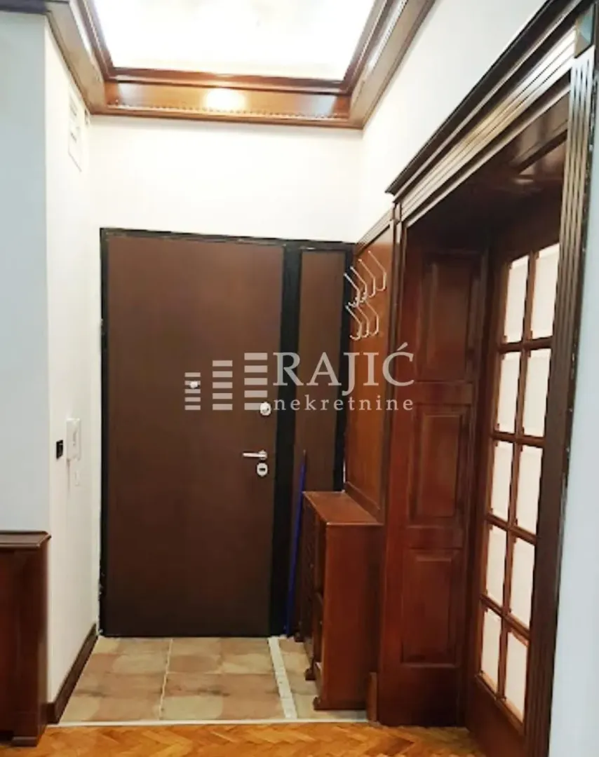 Rent, office space, 82m², Stari Grad, Beograd