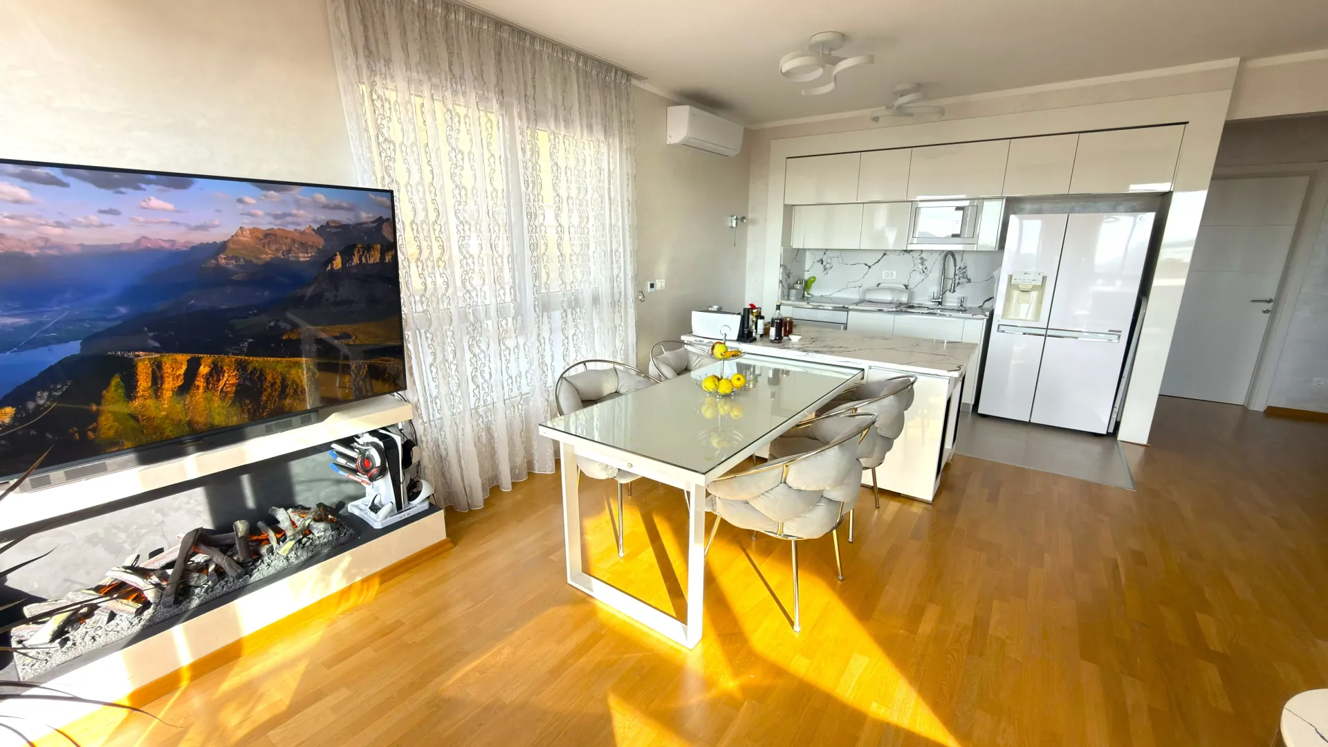 Prodaja, trosoban stan, 383m², Bečići, Budva