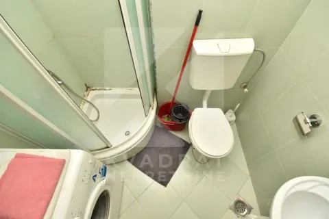 Rent, one bedroom apartment, 38m², 1 maj, Podgorica - image 9