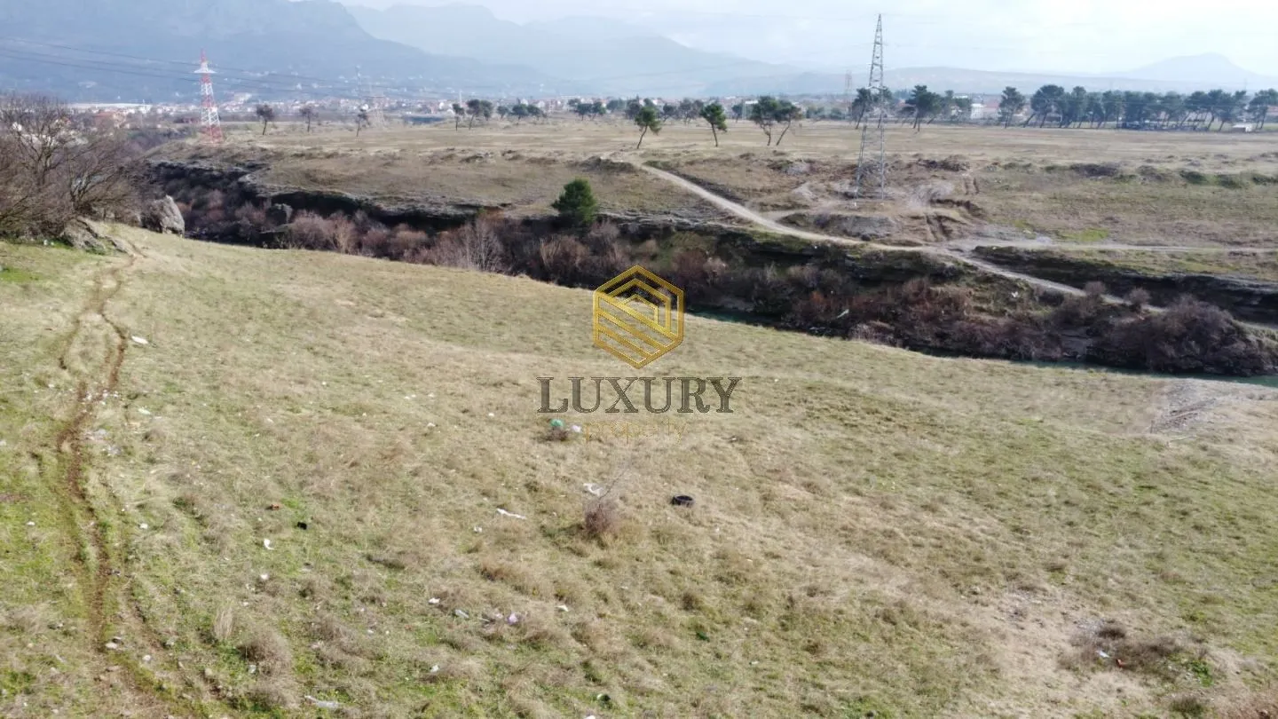 Prodaja, plac, 2500m², Rogami, Podgorica
