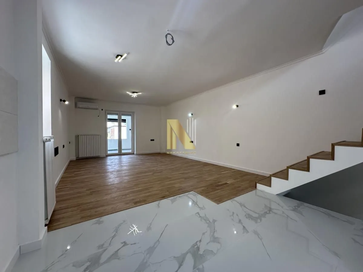 Sale, house, 221m², Telep, Novi Sad Sve Podlokacije