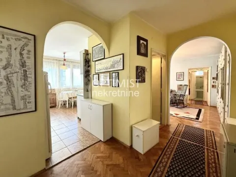 Izdavanje, trosoban stan, 95m², Tašmajdan, Palilula Sve Podlokacije - image 6