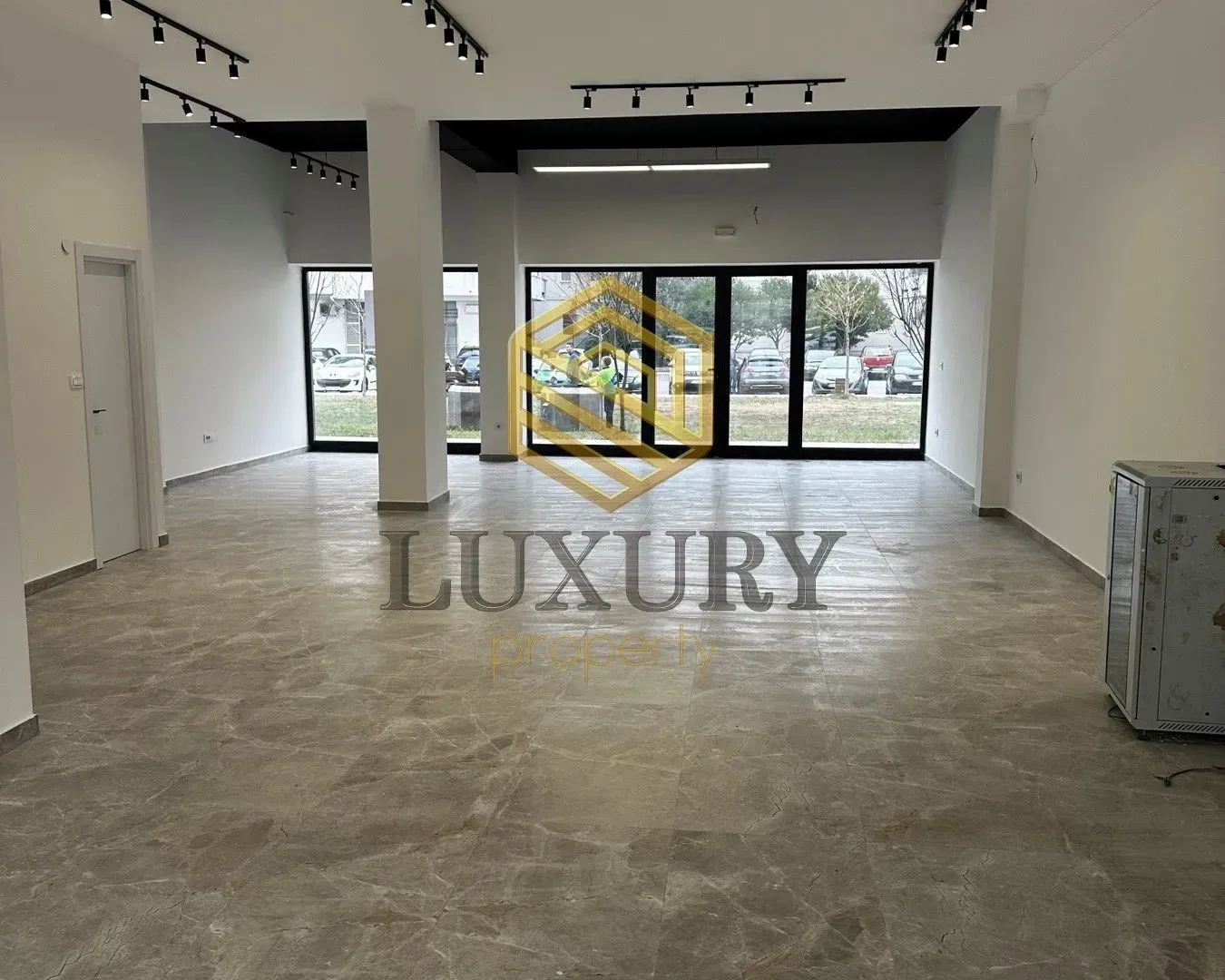 Rent, office space, 117m², Zabjelo, Podgorica