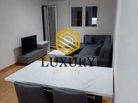 Izdavanje, jednosoban stan, 44m², City Kvart, Podgorica