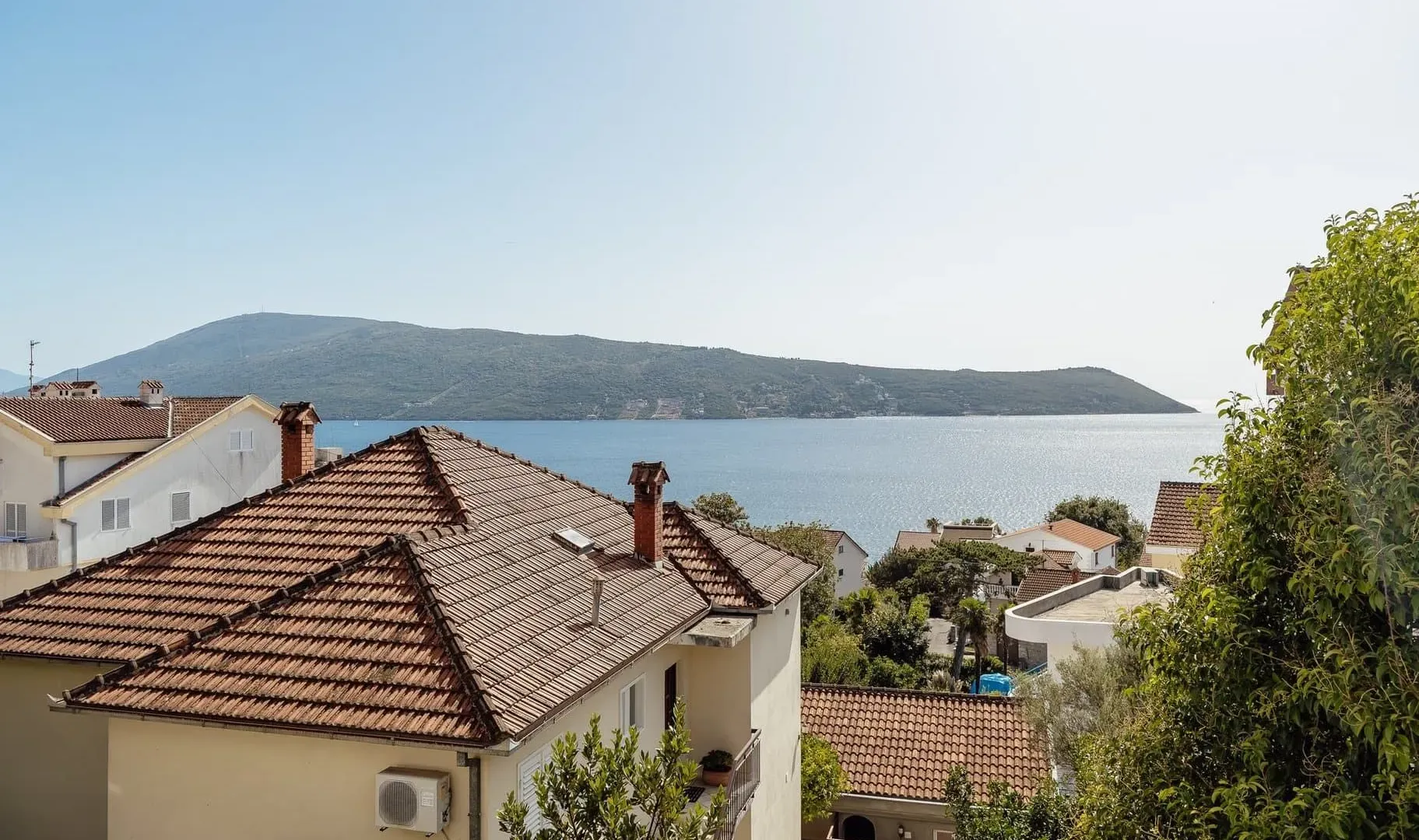 Prodaja, dvosoban stan, 180m², Savina, Herceg Novi