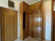 Rent, office space, 84m², Autobuska stanica, Podgorica - image 10