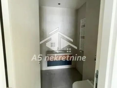 Izdavanje, četvorosoban stan, 148m², Savski Venac, Beograd - image 14