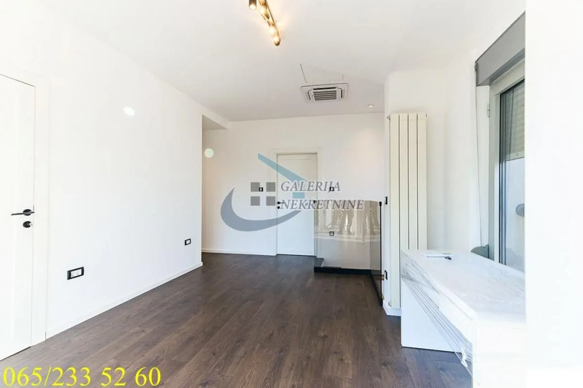 Rent, apartment, 195m², Banovo Brdo, Beograd