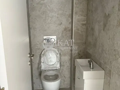 Prodaja, dvosoban stan, 67m², Centar, Pančevo - image 12