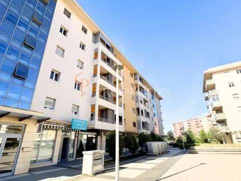 Rent, apartment, 54m², City Kvart, Podgorica - image 2