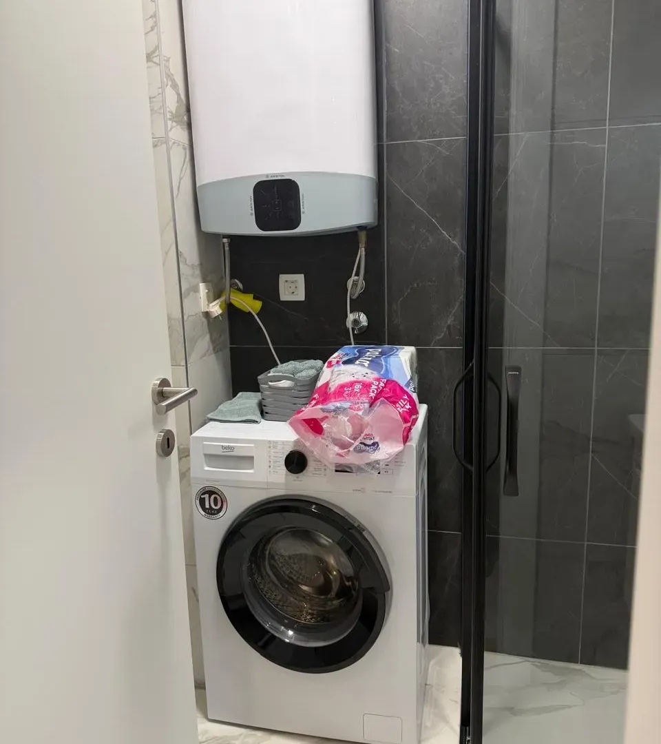 Izdavanje, jednosoban stan, 45m², Bijela, Herceg Novi