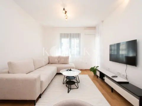 Rent, one bedroom apartment, 45m², City Kvart, Podgorica - image 2