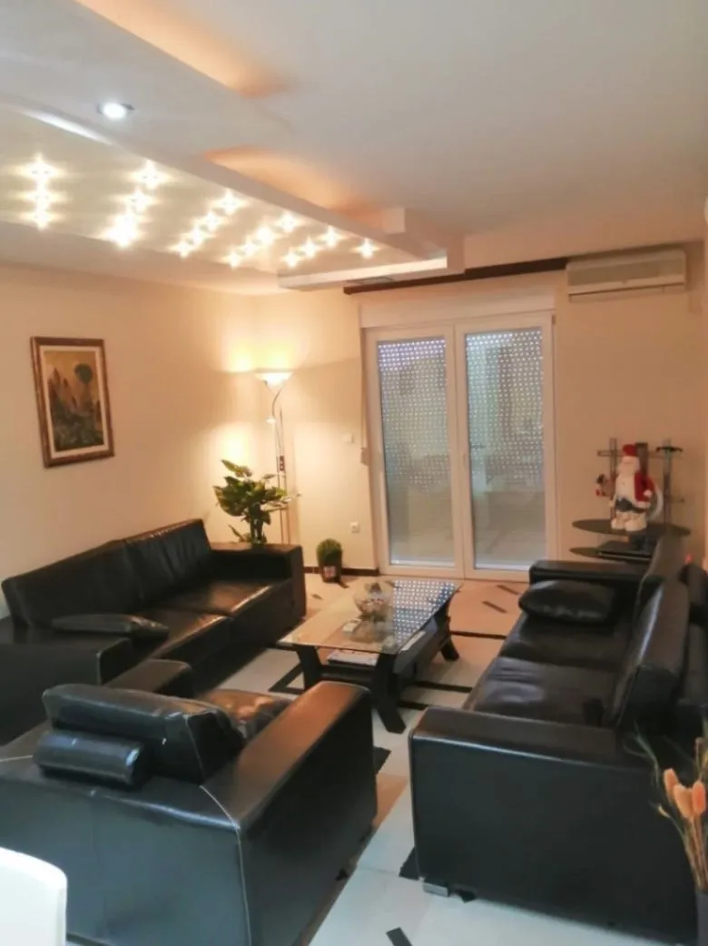 Sale, one bedroom apartment, 55m², Prijevor, Budva