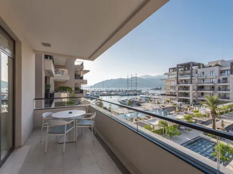 Prodaja, stan, 228m², Porto Montenegro, Tivat - image 13