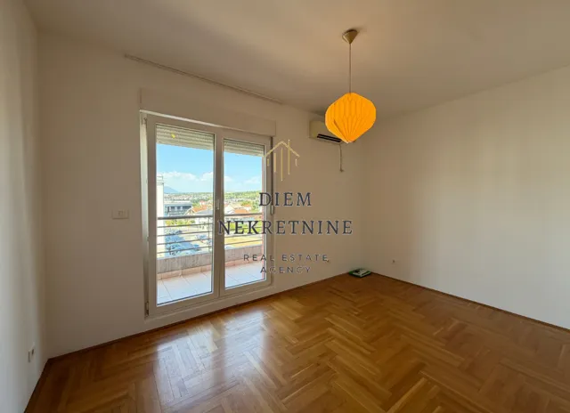 Rent, two bedroom apartment, 57m², Stari Aerodrom, Podgorica