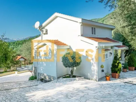 Prodaja, kuća, 240m², Kotor, Crna Gora - image 4