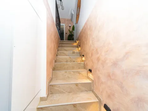 Rent, house, 125m², Gornja Gorica, Podgorica - image 9