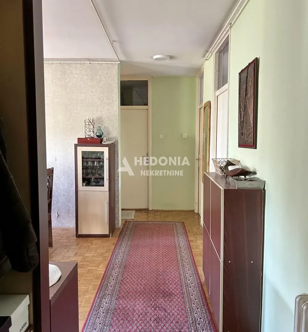 Prodaja, dvosoban stan, 75m², Novi Beograd Blok 63, Novi Beograd Sve Podlokacije
