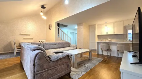 Prodaja, trosoban stan, 109m², Ljubović, Podgorica - image 2