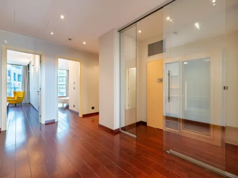 Rent, three bedroom apartment, 204m², Kod Capital Plaze, Podgorica - image 9