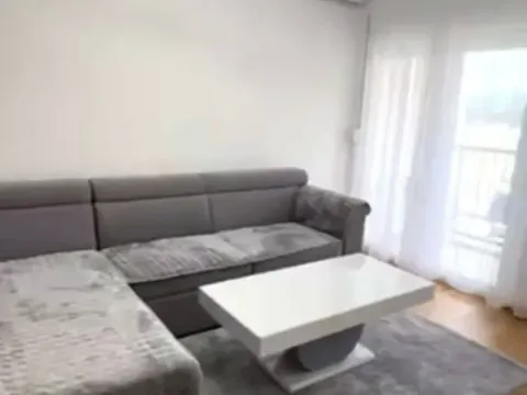 Izdavanje, dvosoban stan, 70m², Zabjelo, Podgorica - image 8