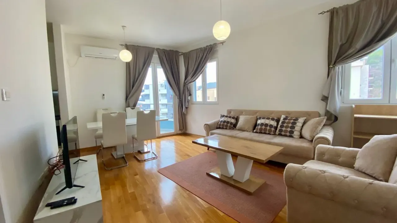 Prodaja, dvosoban stan, 58m², Bečići, Budva