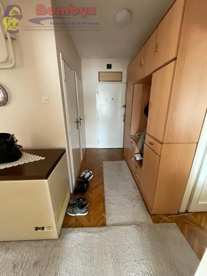 Prodaja, trosoban stan, 71m², Podbara, Novi Sad Sve Podlokacije