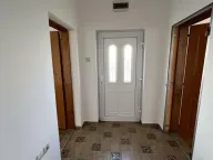 Izdavanje, kuća, 200m², Telep, Novi Sad Sve Podlokacije - image 9