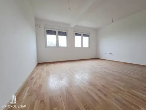 Prodaja, dvosoban stan, 61m², Radiofar, Surčin - image 8