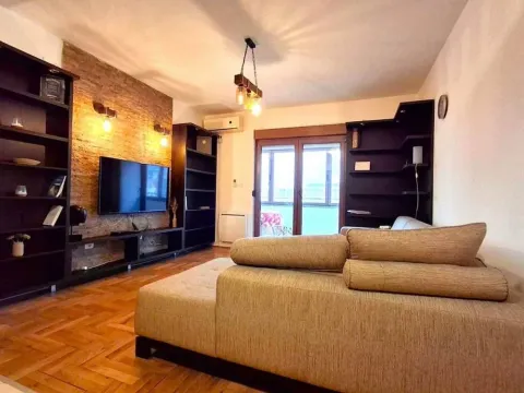 Rent, one bedroom apartment, 50m², City Kvart, Podgorica - image 3
