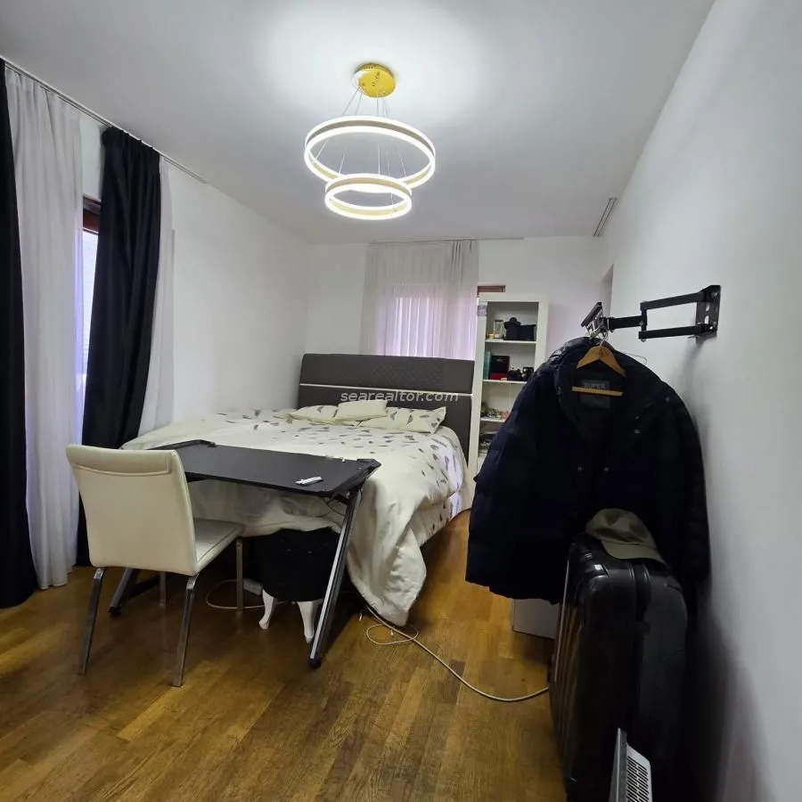 Prodaja, trosoban stan, 120m², Podgorica, Crna Gora