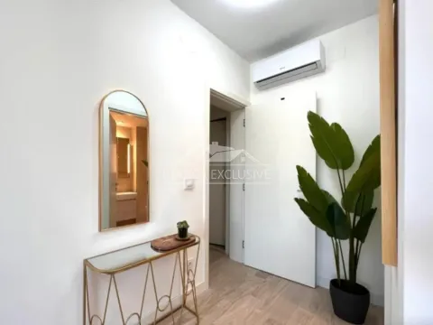 Sale, four bedroom apartment, 109m², Savski Venac, Beograd - image 11