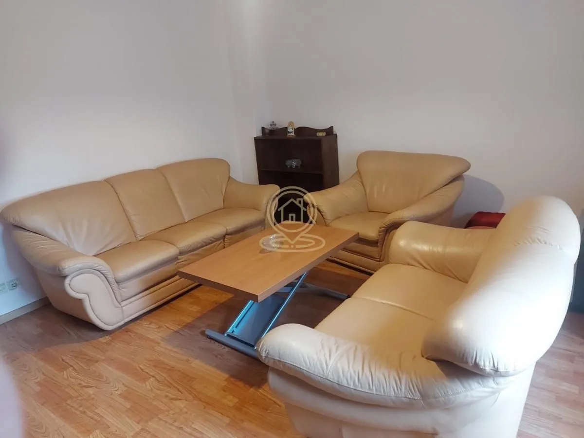 Rent, three bedroom apartment, 67m², Voždovac Sve Podlokacije, Beograd