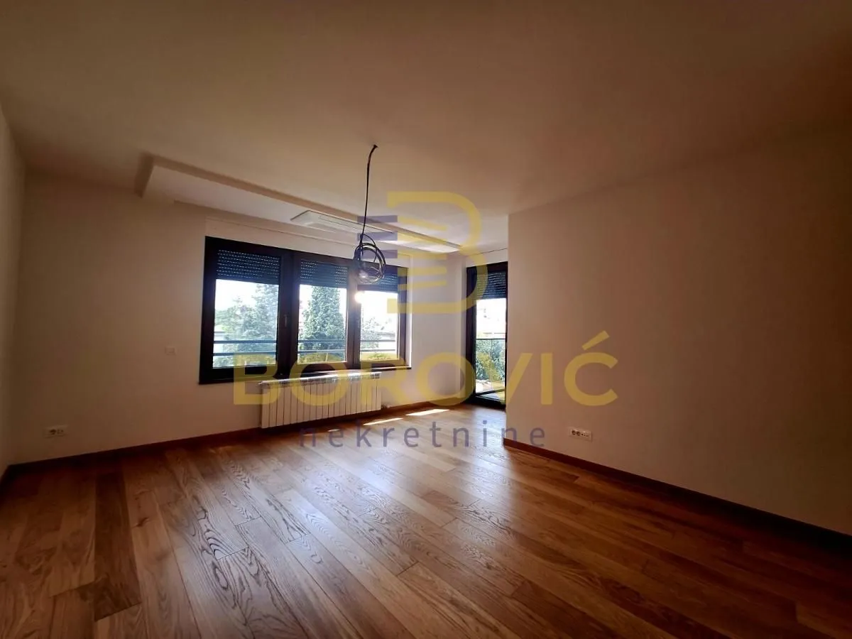 Sale, four bedroom apartment, 144m², Vračar Hram, Vračar Sve Podlokacije