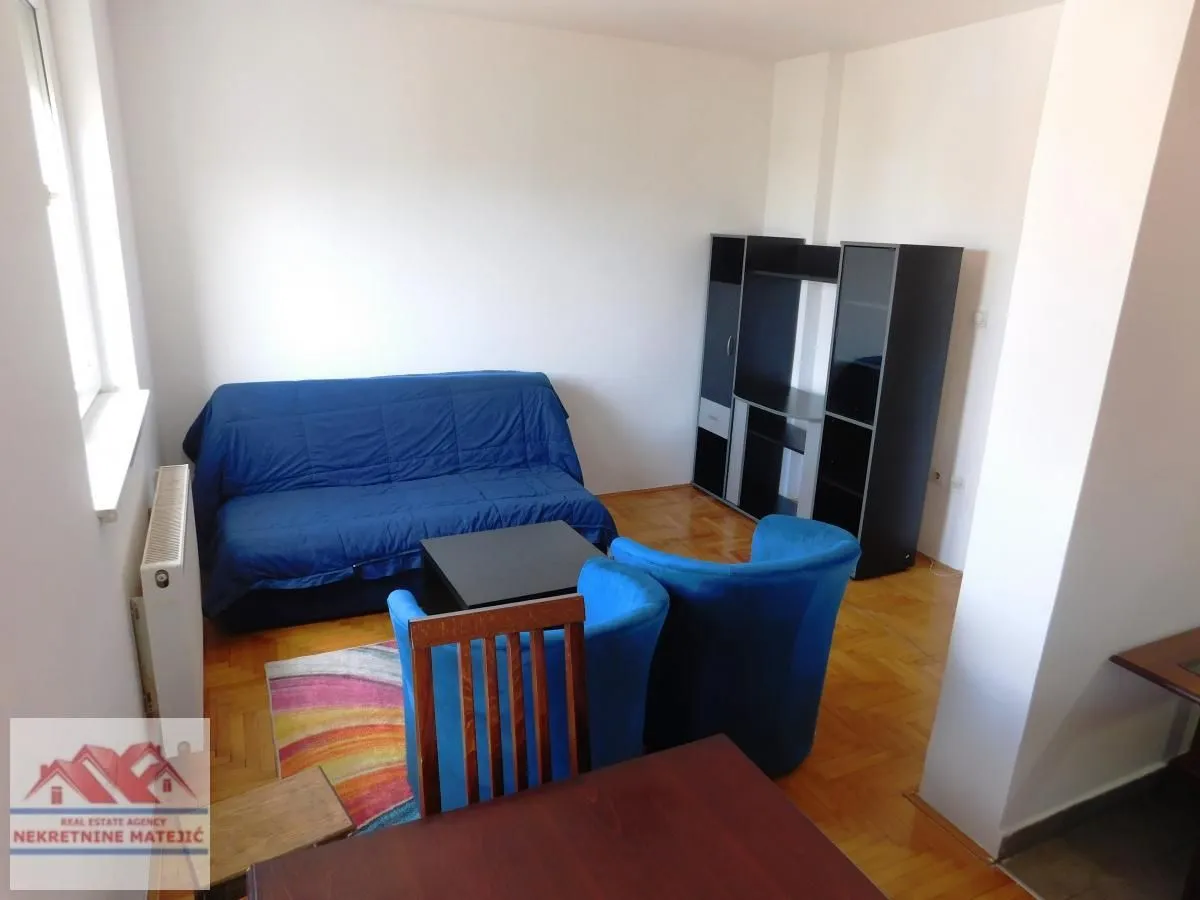 Izdavanje, jednosoban stan, 33m², Centar, Kragujevac