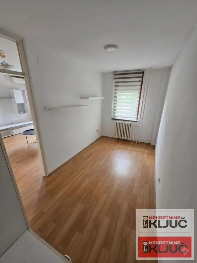 Prodaja, dvosoban stan, 58m², Sajmište, Novi Sad
