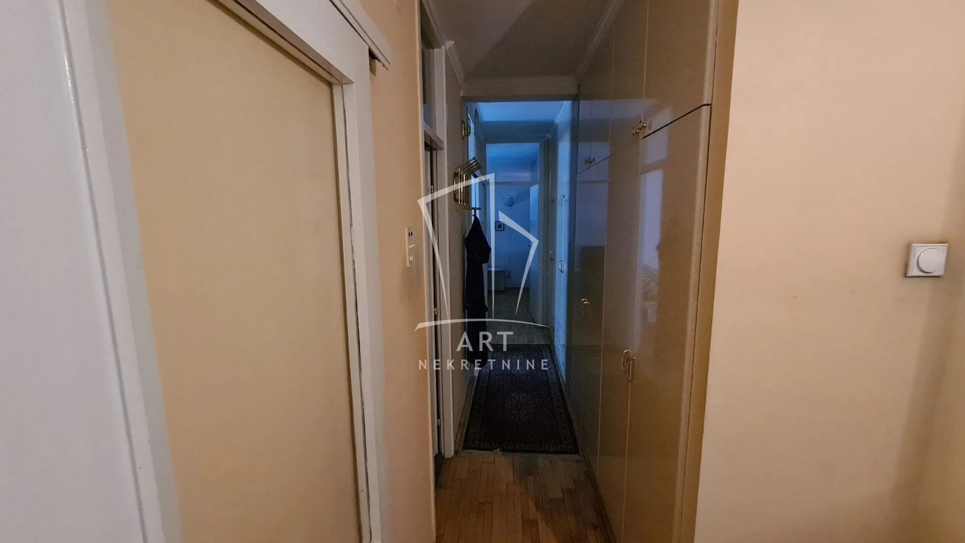 Sale, two bedroom apartment, 71m², Novi Beograd Blok 62, Novi Beograd Sve Podlokacije
