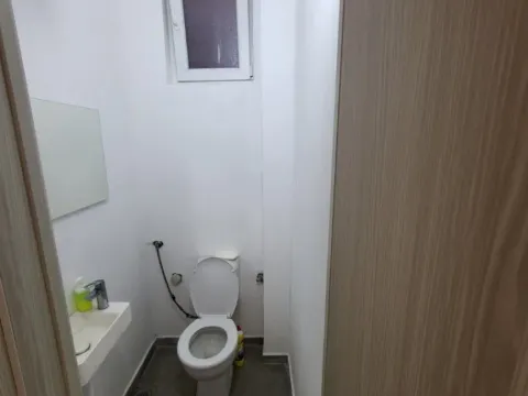 Izdavanje, poslovni prostor, 140m², Ledine, Beograd - image 4