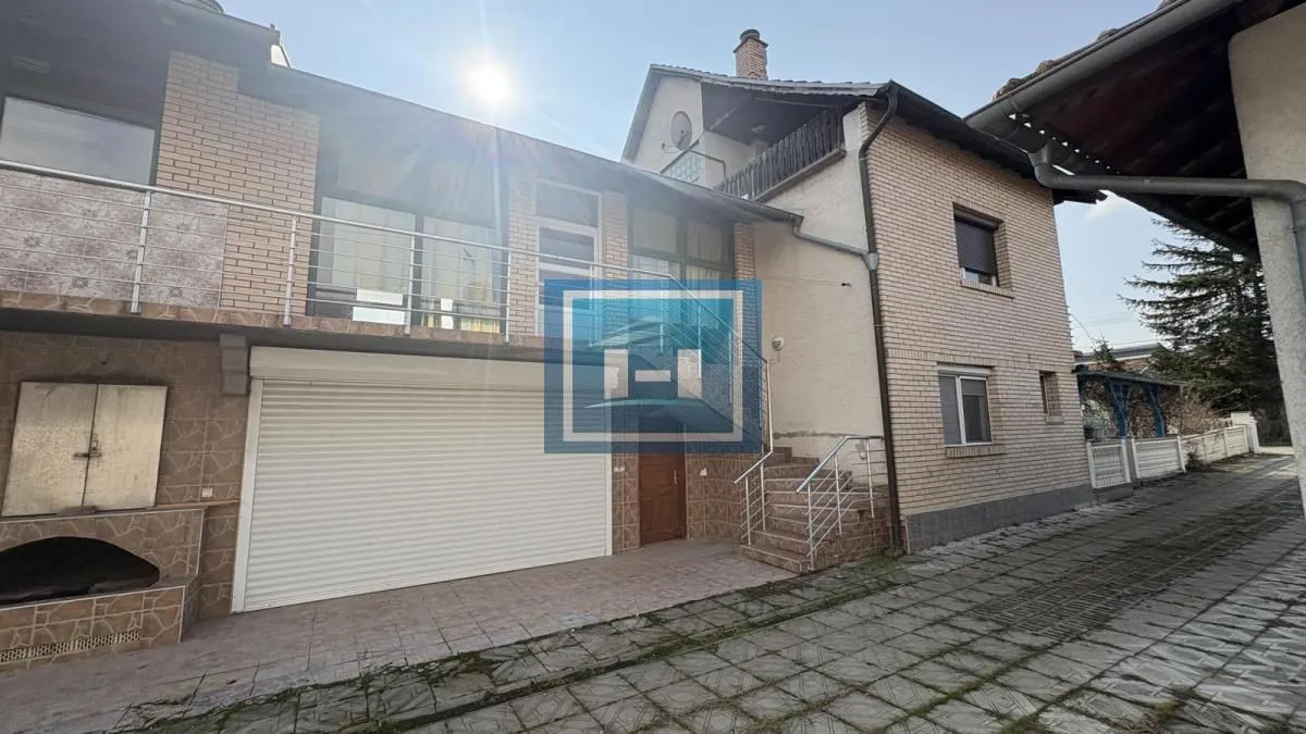 Prodaja, kuća, 500m², Ribare, Jagodina