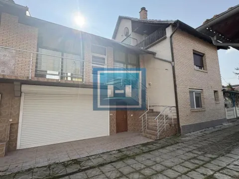 Prodaja, kuća, 500m², Ribare, Jagodina - image 30