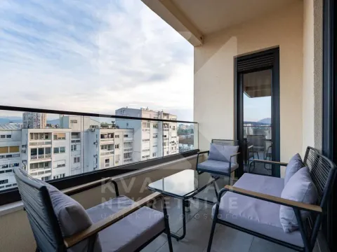 Izdavanje, dvosoban stan, 80m², Stara Varoš, Podgorica - image 8