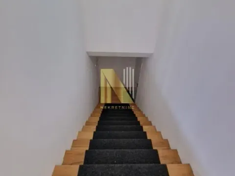 Prodaja, stan, 141m², Bulevar patrijarha Pavla, Novi Sad Sve Podlokacije - image 8