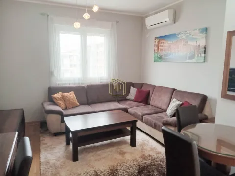 Rent, one bedroom apartment, 42m², City Kvart, Podgorica - image 5