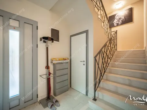 Sale, house, 484m², Stoliv, Kotor - image 9